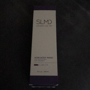 SLMD Sandra Lee Acne Body Wash - NEW